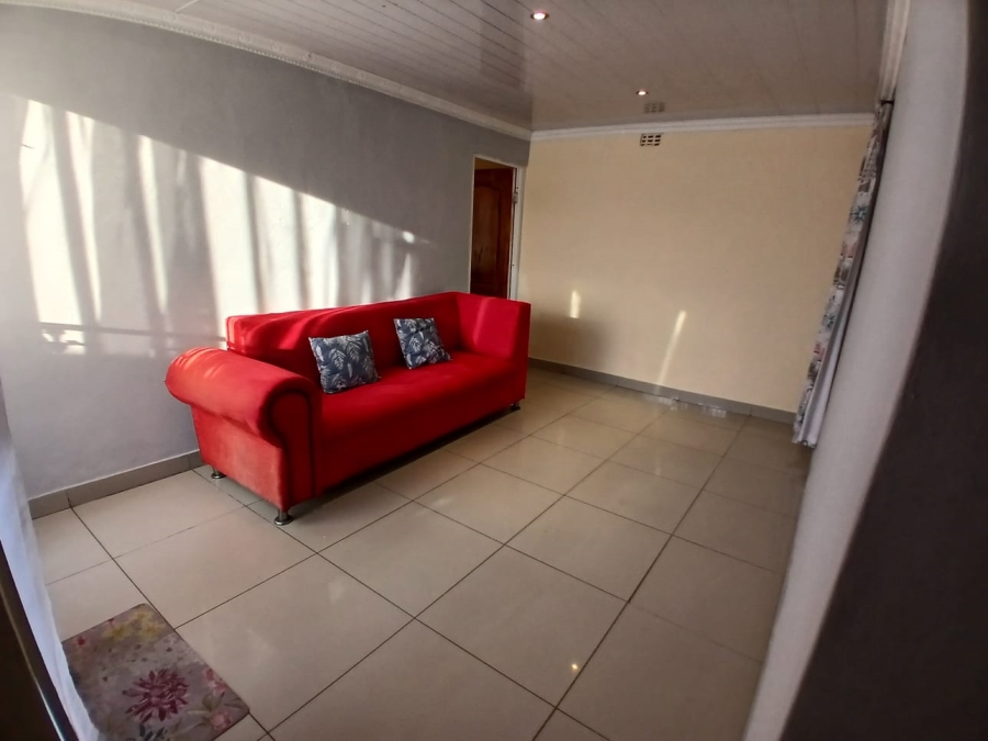 3 Bedroom Property for Sale in Silversands Western Cape